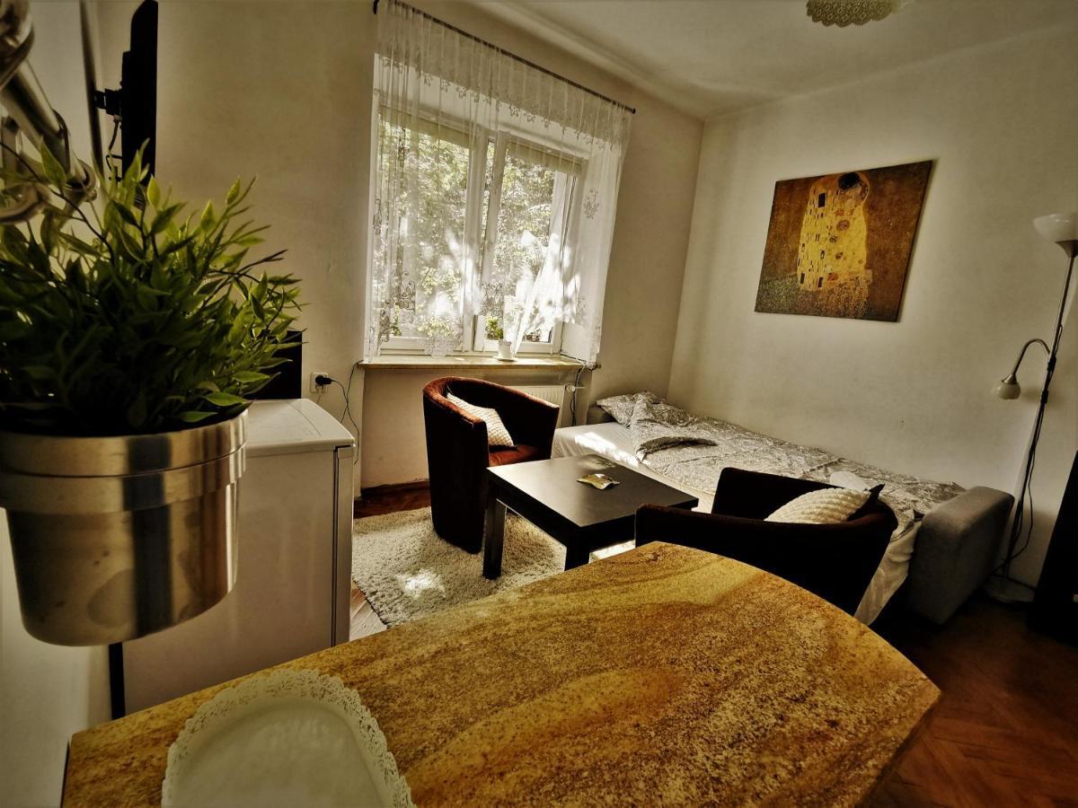 Krakow Centrum Gurgacza Apartments Exteriör bild